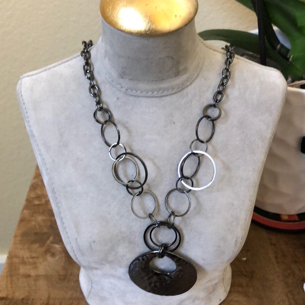 Gunmetal circle necklace with hammered pendant